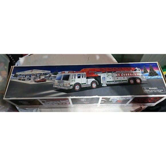 Open box  2000 Hess Toy Fire Truck In Box - Picture 1 of 7